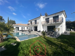 villa d'architecte à la vente -   83330  LE BEAUSSET, surface 318,34 m2 vente villa d'architecte - NAO8144286